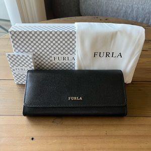 NWT - Furla Babylon Bifold Wallet in Black